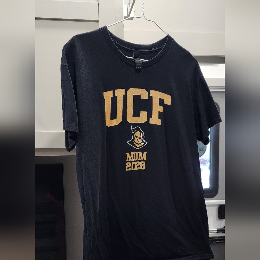 UCF Mom Crewneck T-Shirt Black with Gold Logo